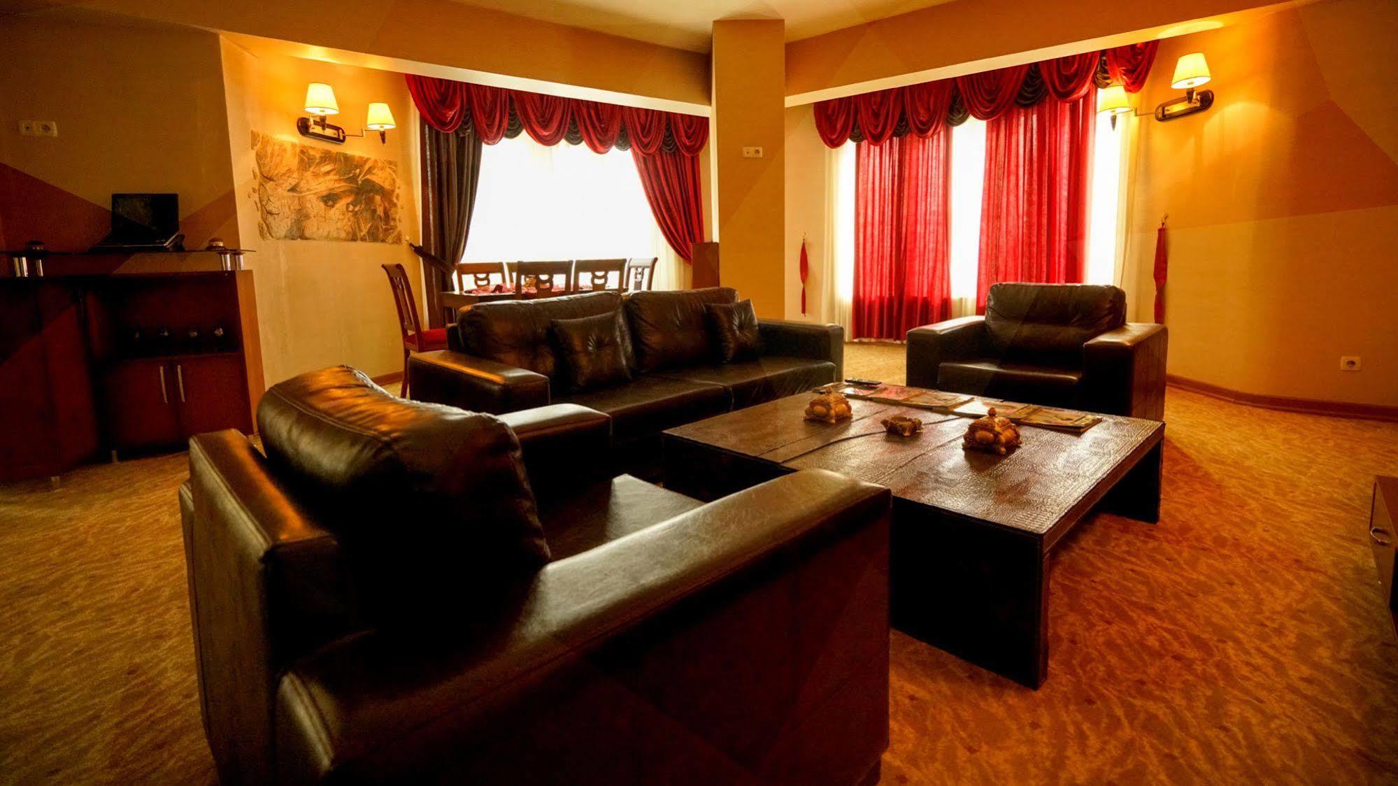 Es Albatros Hotel Eskişehir Luaran gambar
