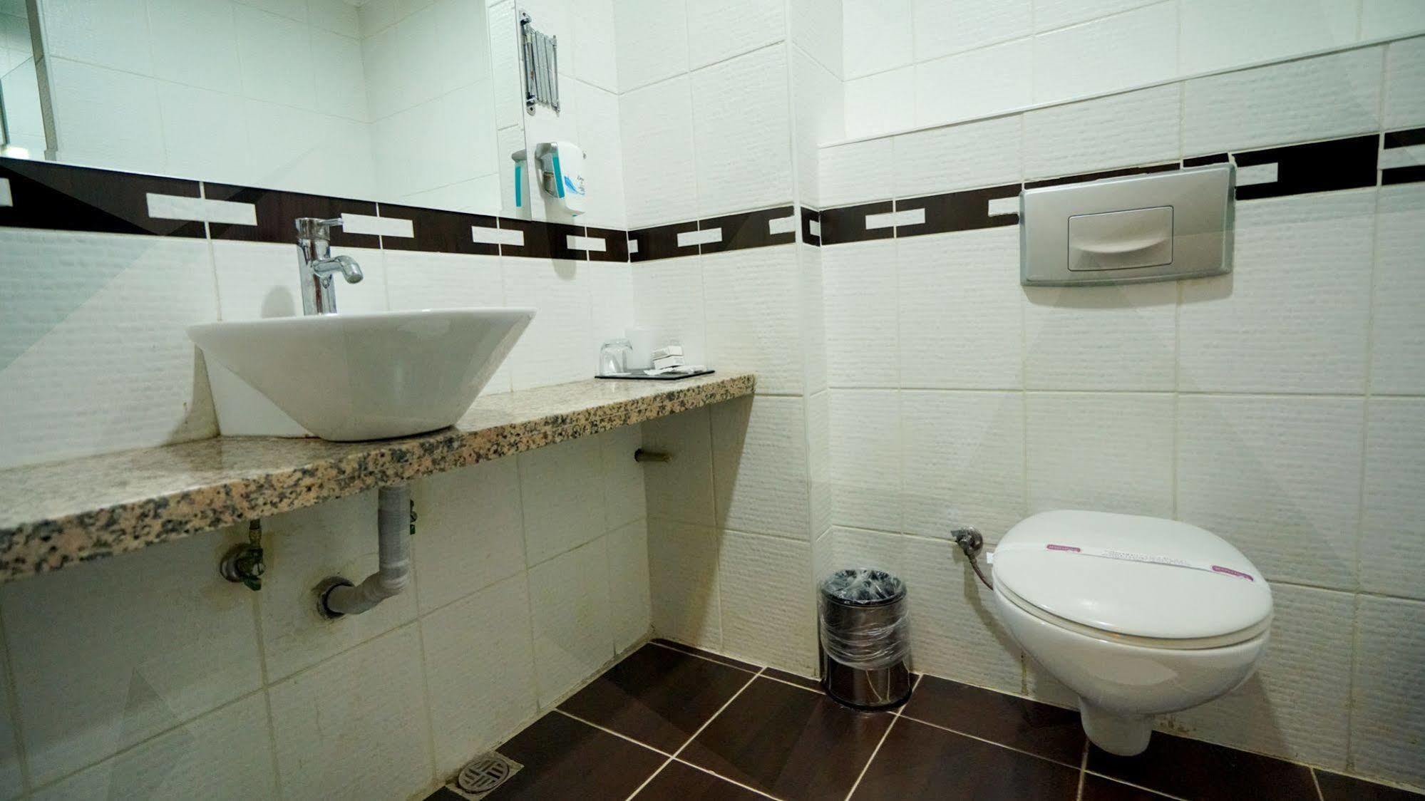 Es Albatros Hotel Eskişehir Luaran gambar